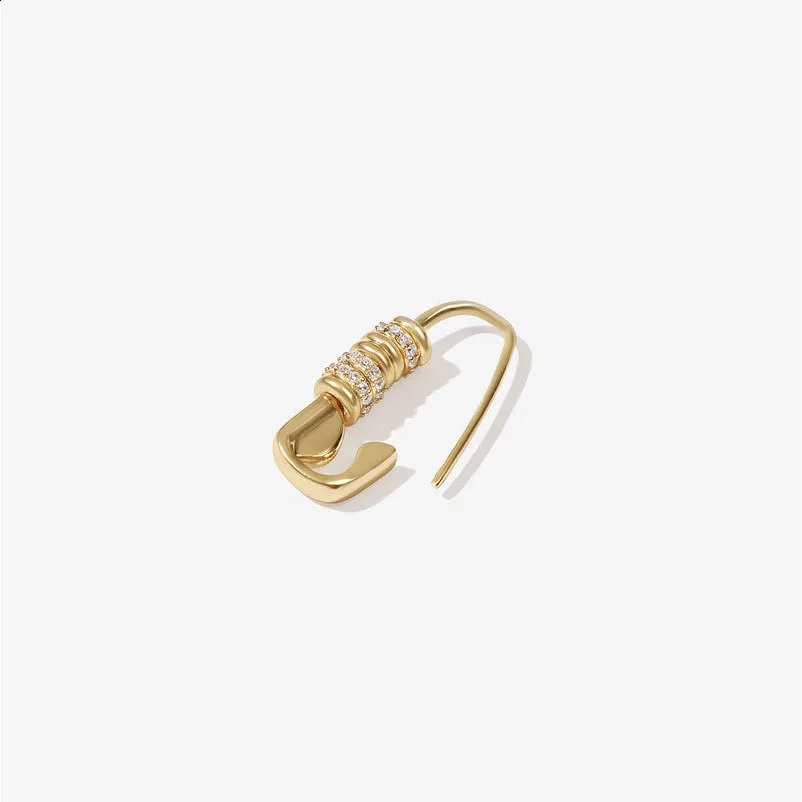 VG 6YM Fashion Unique Punk Personality Safety Pin Stud Earrings for Women Gold Filled Charm Paper Clip Puncture Ear Jewelry 240906