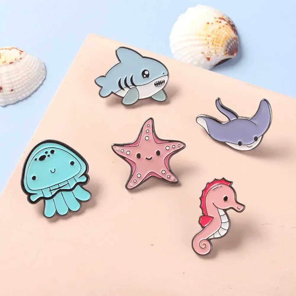Sea Life Rainbow Brooch Shark Jellyfish Seahorse Clothing Accessories Collar Pin Metal Badge Bag Pins Badges Hair BroochesX240914