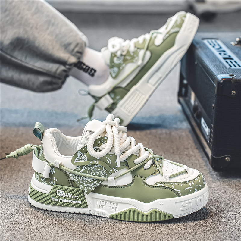 Trendy Green Designer Street Sneakers For Men Fashion Print Casual Skateboard Shoes Men Platform Low Lace-up Men's Skate Shoes