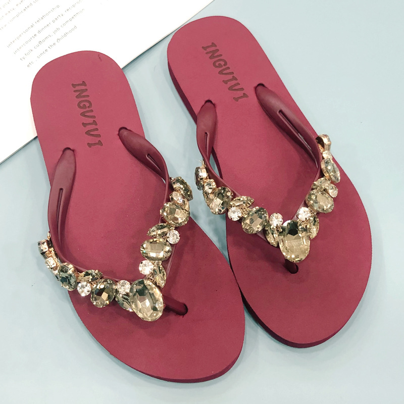 2024 Comfortable and Fashionable All-match Beach Shoes Non-slip Soft Bottom Casual Flip-flops Rhinestone Chain Flat Slippers