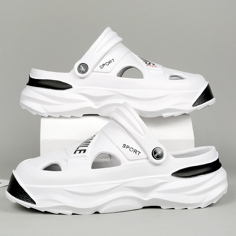 2024 New Men Outdoor Sandals Slippers Beach Comfortable Thick Soft Sole Clogs Casual Shoes Garden Shoes Mens Beach Sandals 45 46