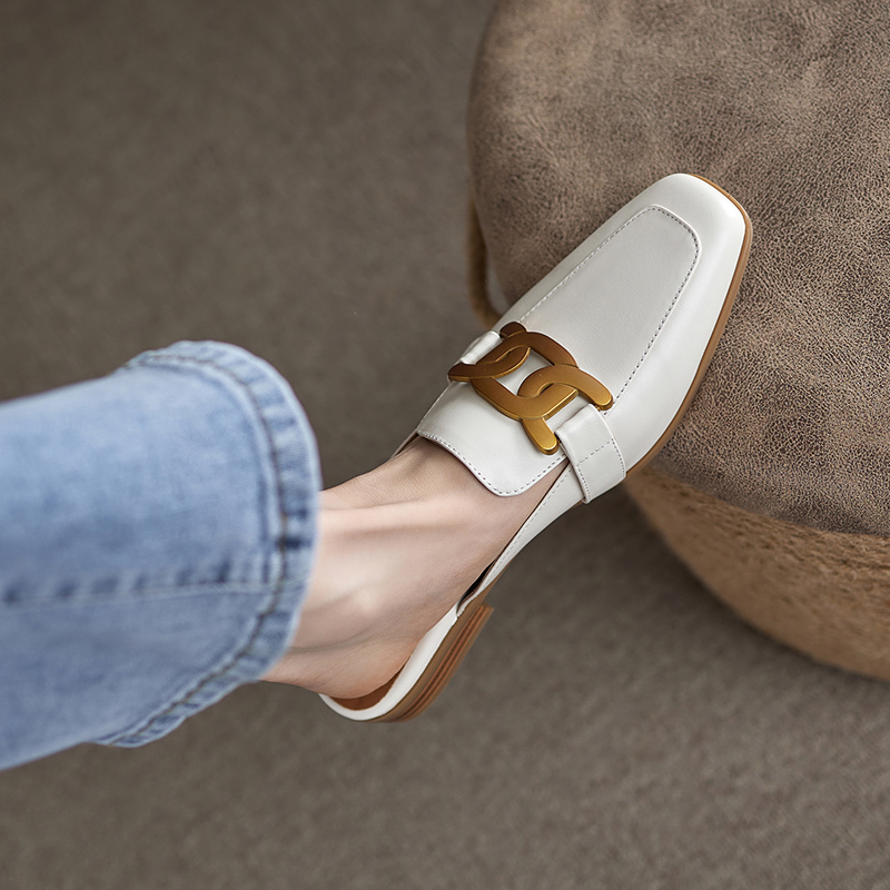 New Spring/Summer Women Shoes Square Toe Pumps Women Solid Cow Leather Low Heel Mules Metal Button Slipper for Women Mules