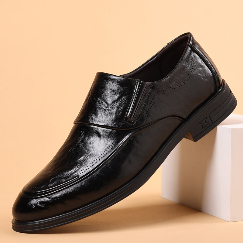 New Shoes for Men Genuine Leather Dress Shoes Concise Designer Pointed Toe Casual Business Shoes Wedding