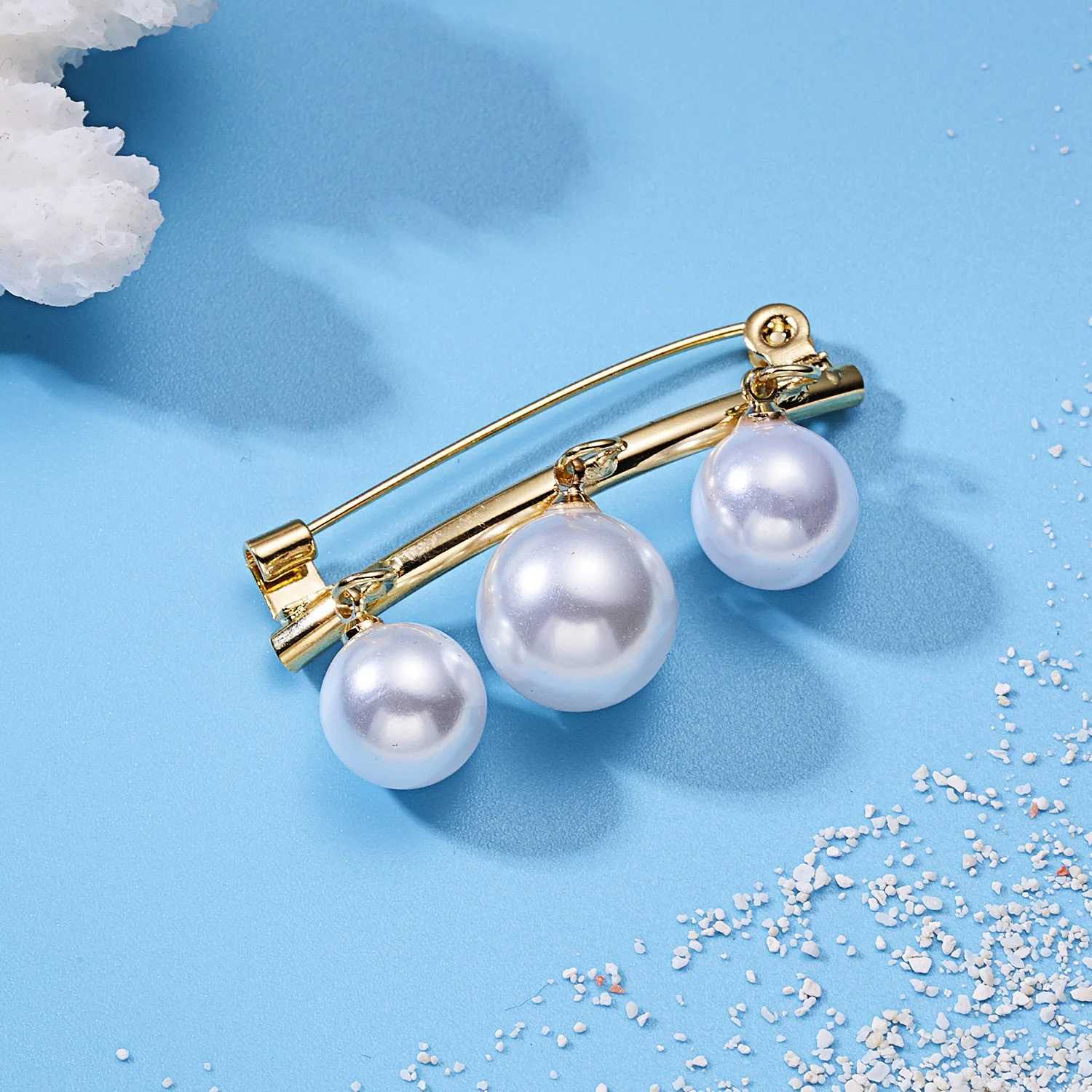 Elegant Fashion Pearls Brooch Pins For Women Fixed Straps Charm Safe Pin Brooches Clothing Clip Badge Dress Buckle Diy JewelryX240914