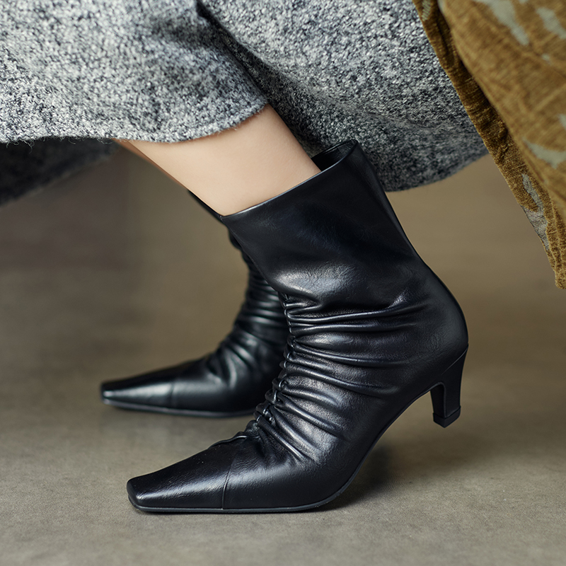 2024 Autumn Winter Women Boot Fashion Solid Pointed Toe Short Ladies Shoes High Heel Ankle Pleated Modern Boots b0bd