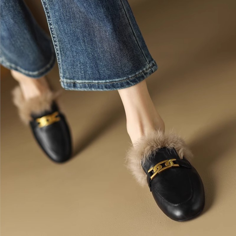 Women's Mules Fluffy Loafers Metal Chain Slip on Plush Shoes New Winter Cover Slippers Warm Slides Female Leather Flats 1664N
