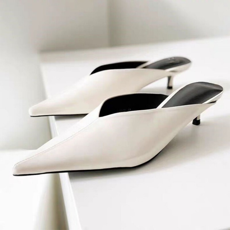 Fashion Summer Minimalist Black White Slippers New Comfortable Women's Low Heel Commuting Pointed Female Student sandals 34-43 bc9d fc5