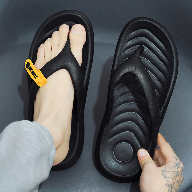 Men Slippers Flip Flops Indoor Outdoor Beach Sandals Fashion Thick Soft Bottom Slides Non-slip Men Home Slippers Flip Flops