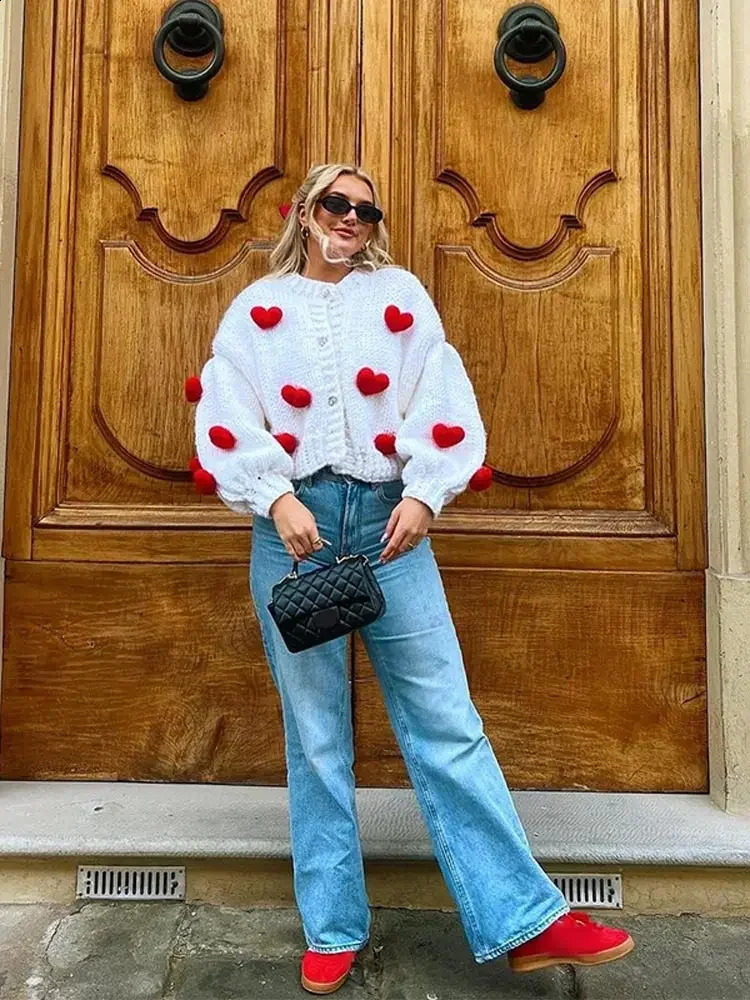 Chic 3d Heart Womens Knitted Cardigan Elegant Round Neck Singlebreasted Lantern Sleeve Loose Sweater Lady Autumn Knitwear 240904