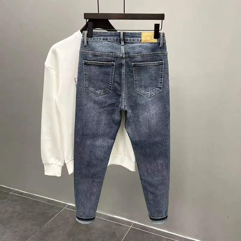 Arrival Fashion Mens Jeans Splicing Cat Whiskers Ripped Scratched Clothing Slim Fit Tapered Legs Slim Jeans 240905