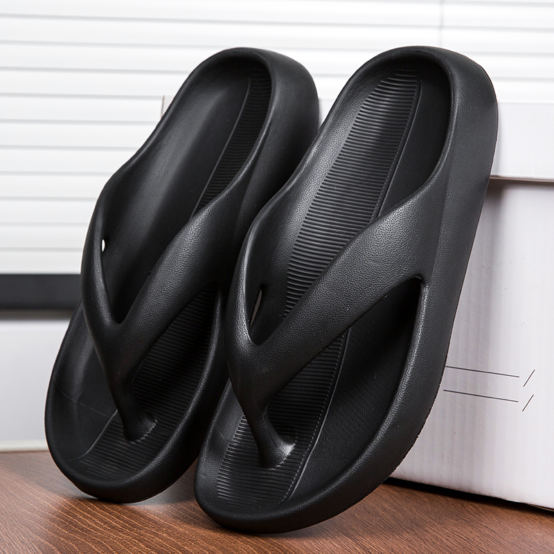 Fashion 2024 Men's Flip Flops Outdoor Indoor Slippers Soft Sole Slides Men Beach Sandals Non-slip Home Men Slippers Flip Flops