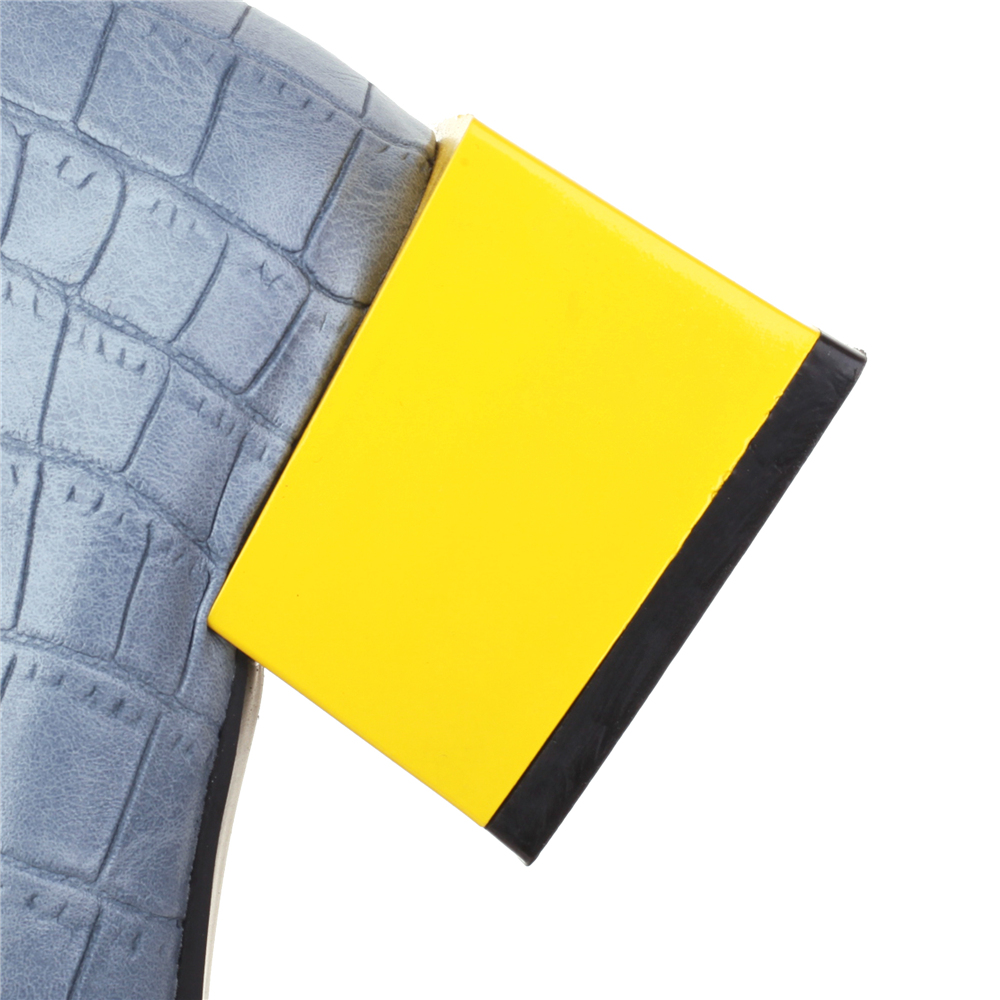 2025 new Low Square Heels Elegant Red Yellow Green Short Heeled Pump Women Spring Designer Large Size 45 Office Party Wedding Shoes 7025