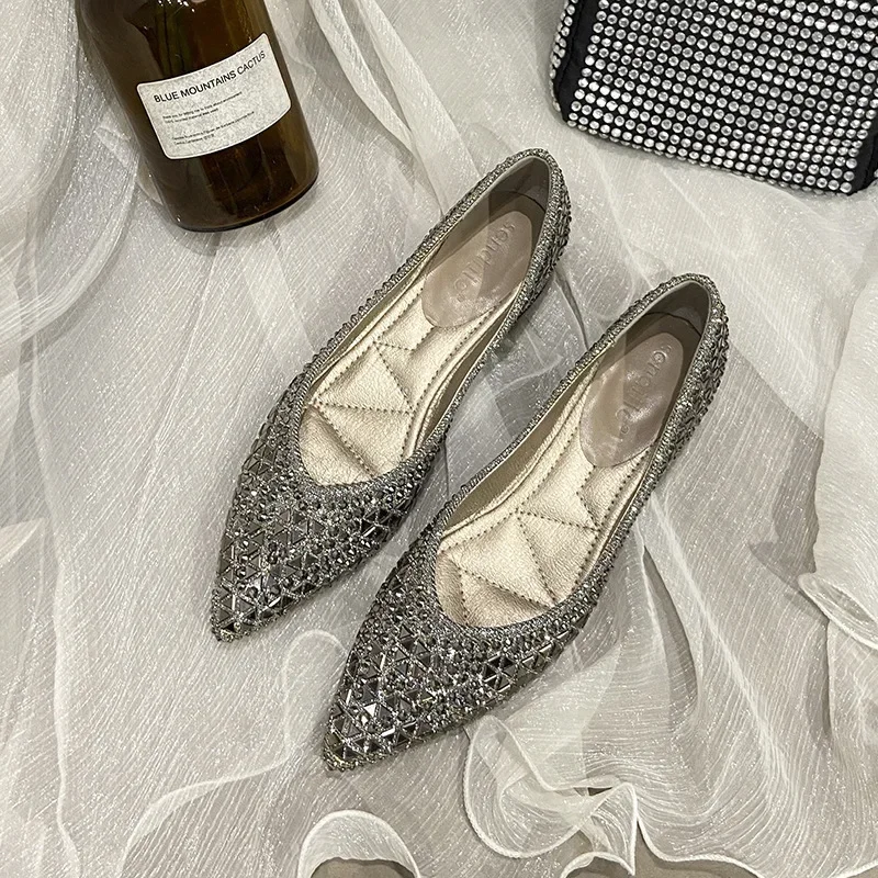Designer 2023 Woman Trafa Quality Crystal Pumps Low Heeled Party Bride Wedding Shoes Female Sequin New Loafers Ladies Dress High Heels