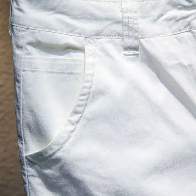 Fashion New Short Pants Korean-Style Luxury Mens Slim Jeans with White Solid Color Designer Cowboy Cotton Denim Shorts for MenX240914