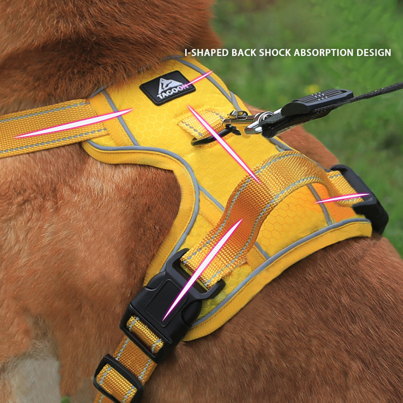 Nylon Pet Harness Reflective Adjustable Medium Large Dogs Harnesses with Proximity Control Handle for Dog Training and Running