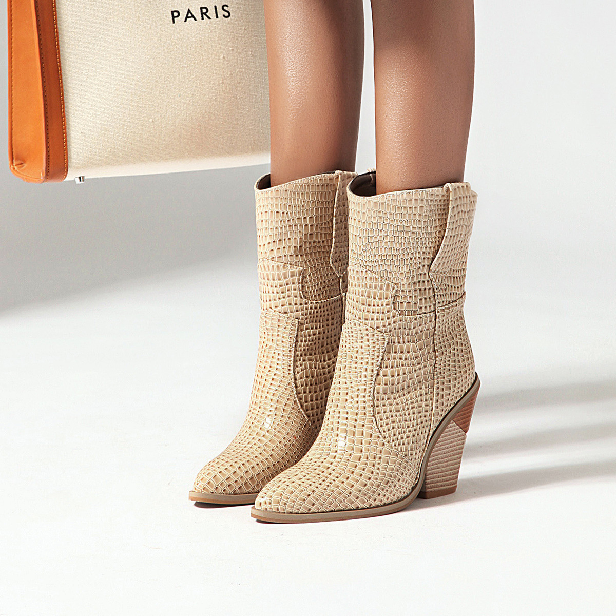 Ankle White Boots Brand Women's Shoes Winter Footwear Low Fashion 2024 Autumn High Heel Pointy Ladies Rubber Slip-On Short Plus 40ff