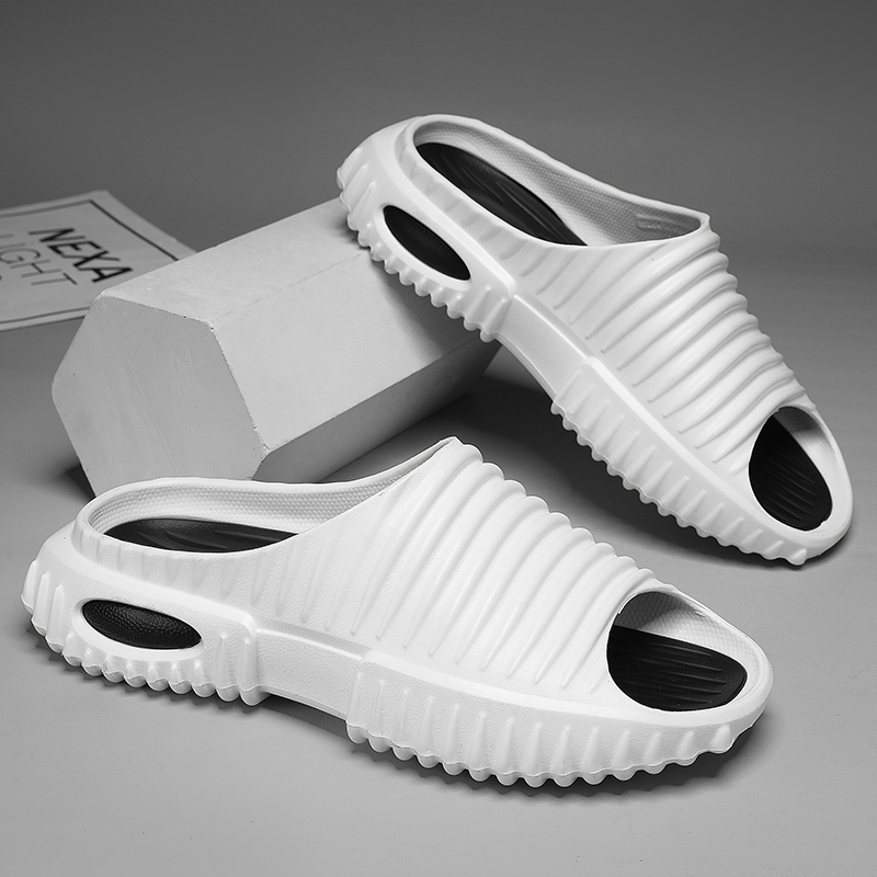 Fashion Men Slippers Indoor Outdoor Sandals Beach Soft Sole Slides Design Men Casual Shoes Flip-flops Non-slip Home Slippers