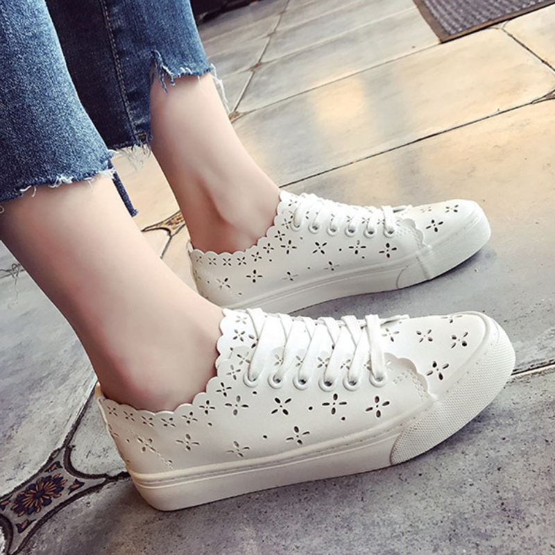 Women's White Shoes Fashion Hollow Casual Flats Breathable Comfortable Walking Vulcanized Shoes Woman Sneakers Sapatos De Mujer