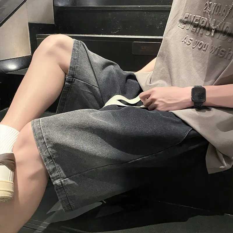 Denim shorts mens summer handsome gradient straight-leg five-quarter pants mens American loose brand retro mid-length pantsX240914