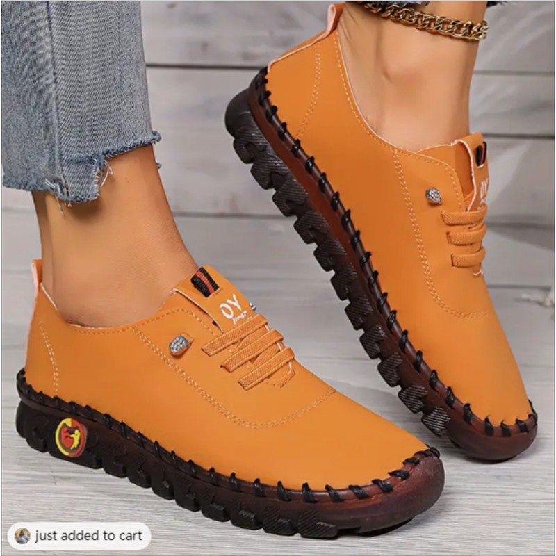 New Thick Soles Large Size Explosion Hand-stitched Beef Tendon Soft Sole Mother Shoes Women Casual All Match Single Shoes
