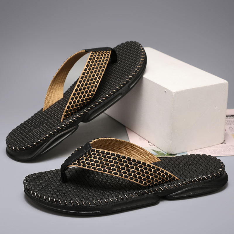 Fashion Men Slippers Flip Flops Indoor Outdoor Summer Beach Sandals Mens Non-slip Bathroom Home Slippers Men's Flip Flops