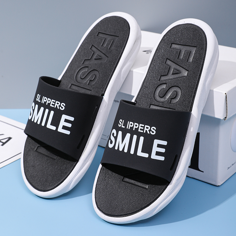 Brand New Men Casual Slippers Indoor Sandals Outdoor Beach Shoes Clogs Designer EVA Soft Bottom Summer Men Home Slippers