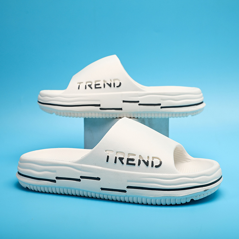 2023 Trend Men Slippers Outdoor Sandals Beach Soft Thick Sole Slides Men Casual Shoes Mens Flip-flops Indoor Home Slippers Slide