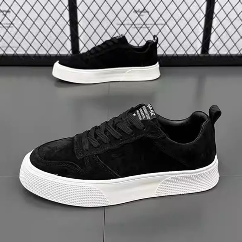 Men's Trendy Flat Shoes Autumn Winter Fashion Lightweight Comfortable Sports Shoes Soft Anti Slip Casual Shoes Travel 2024