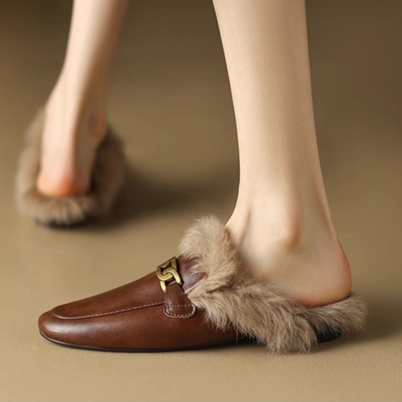 Women's Mules Fluffy Loafers Metal Chain Slip on Plush Shoes New Winter Cover Slippers Warm Slides Female Leather Flats 1664N