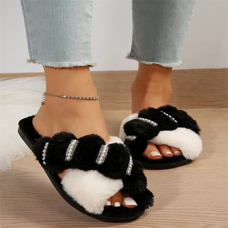 Women Fashion Warm Fluffy Slippers Cozy Faux Fur Cross Indoor Floor Slides Flat Soft Furry Ladies Female Celebrities Flip Flops 240914