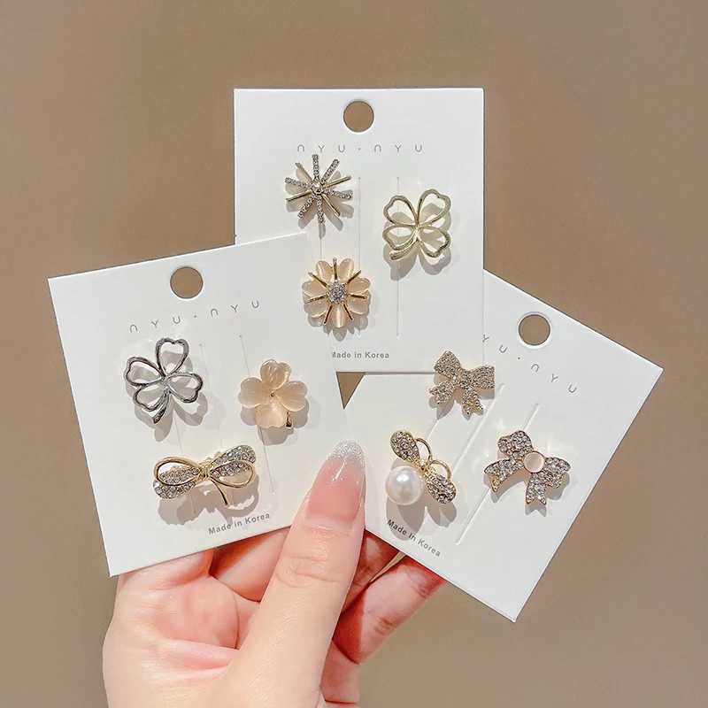 Fashion Brooch Flower Bow Brooches For Women Metal Anti-glare Lapel Pin Fixed Clothes Pins Sweater Coat Clothing AccessoriesX240914