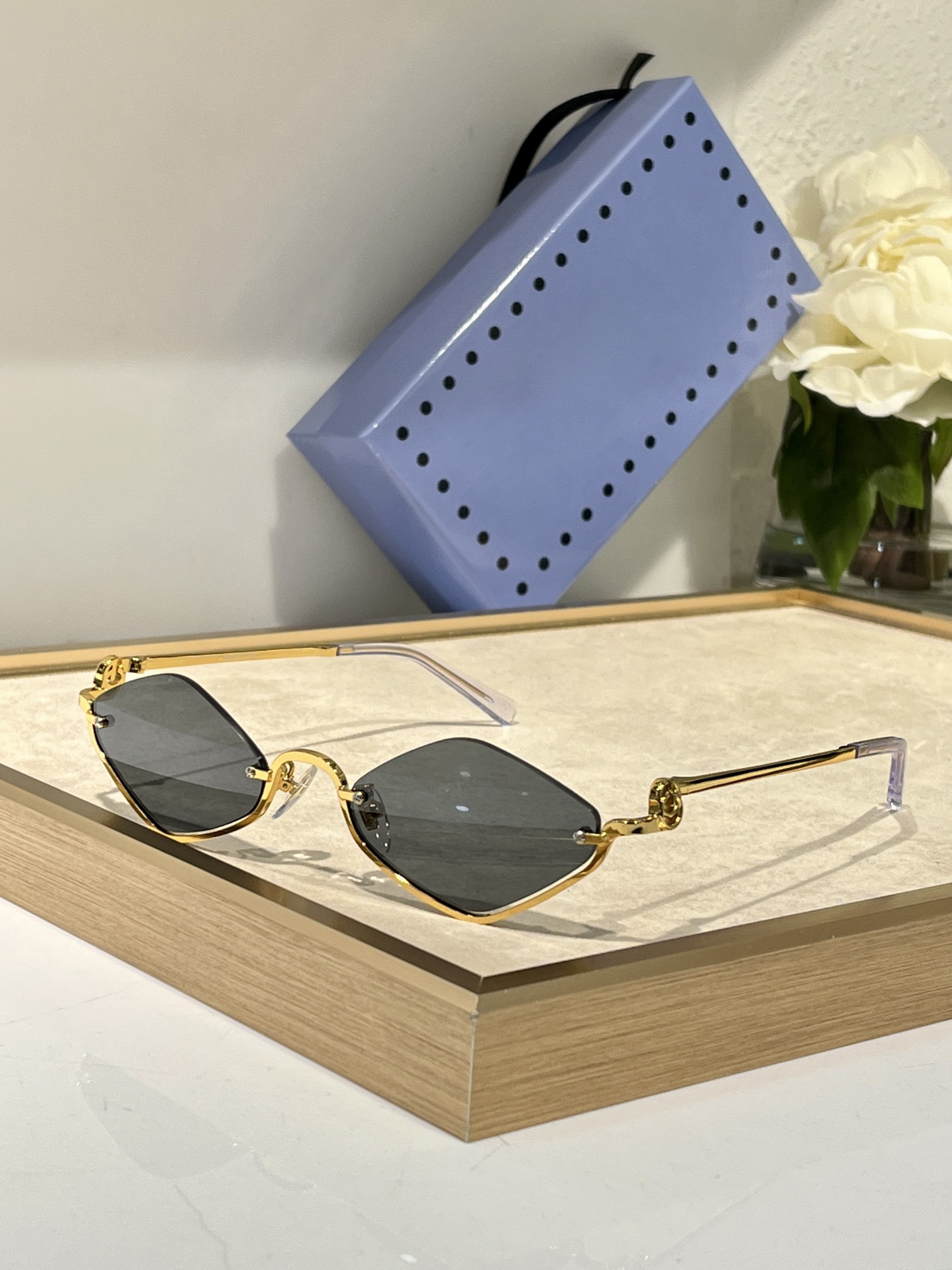 Womens Sunglasses For Women Men Sun Glasses Mens Fashion Style Protects Eyes UV400 Lens With Random Box And Case 1604S