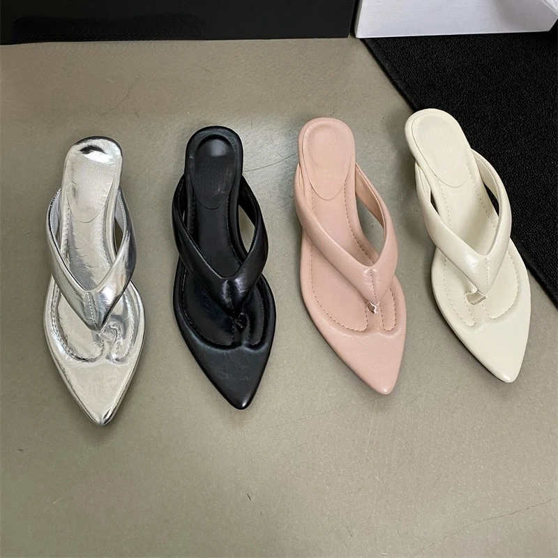 New Trendy Women Slippers Fashion Low Heel Wedge Flip-Flops Ladies Outdoor Slip on Sandals Designer Zapatos De Mujer