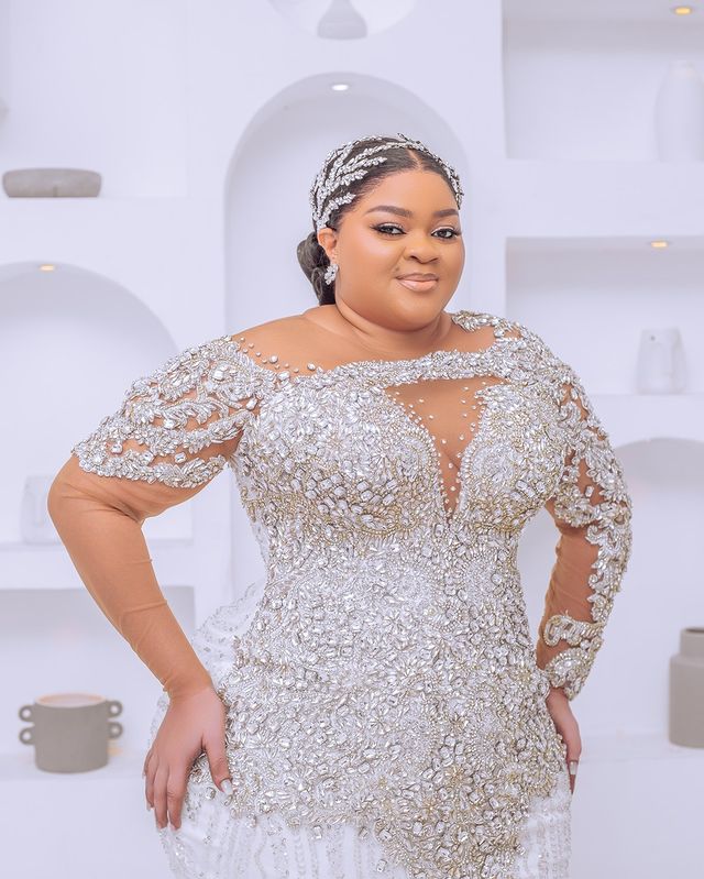 2024 Arabic Aso Ebi Plus Size Ivory Mermaid Wedding Dresses Luxurious Lace Rhinestones Tiers Detachable Train Bridal Gowns Dress