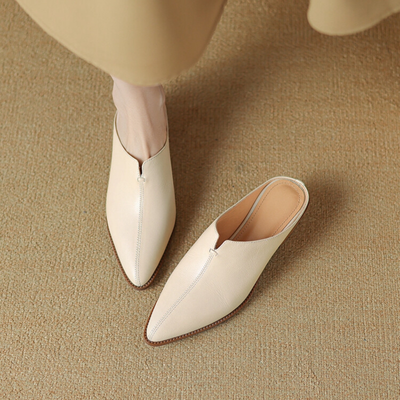 Summer NEW Mules Genuine Leather Shoes for Women Cover Chunky Heel Slippers Pointed Toe New Sgback Designer Sandals 84de