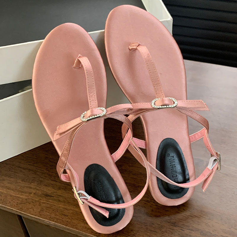 2025 new New Female Footwear Women Flats Flip ps Spring Summer Beach Fashion T-Strap Ladies Flat With Sandals Shoes 9f7e
