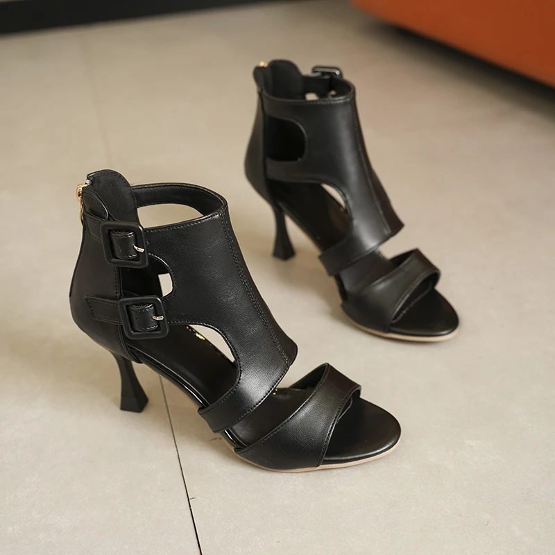 2024 New Summer New Large Size Women's Sandals Outwear with Back Zipper Solid Color Sexy and Comfortable High Heels for Women 21f4