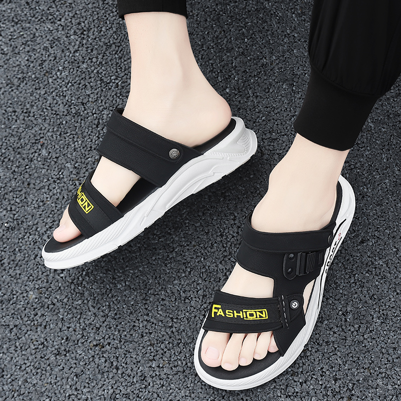 Men's Sandals 2023 New Brand Designers Shoes High Quality Non-Slip Beach Slippers Light Comfy Man Beach Sandals Summer Mocassins