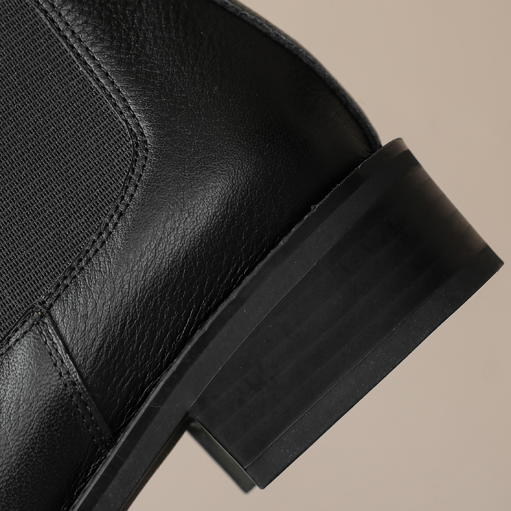 genuine Women's leather elastic slip-onn flats autumn boots rounnd toe casual female high quality short booties ebe8