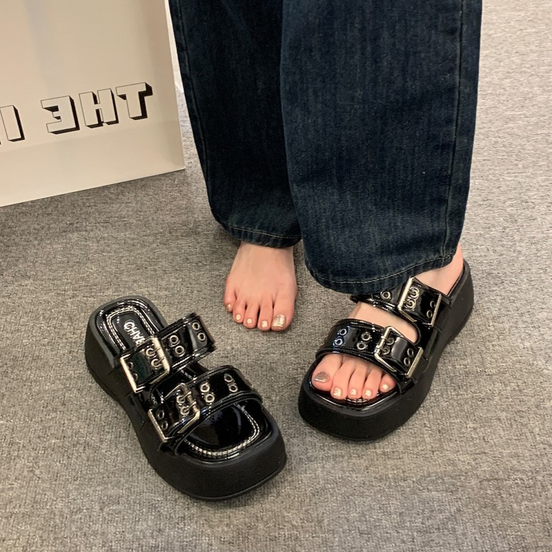 Flat Shoes Female Ladies' Slippers Platform Summer Clogs Woman Heeled Mules Luxury Slides Beach High Designer Soft Sandals