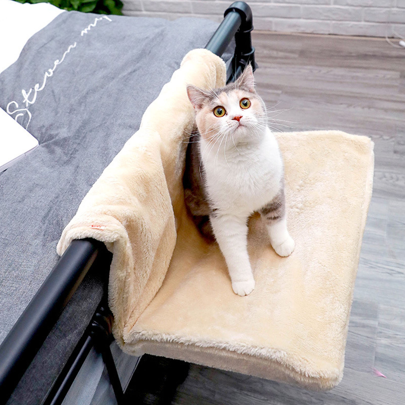 Cordless Hammock for Cat Window Perch, Hanging Pet Resting Seat, Safety Hammock with Suction Cups, Detachable Bed, 4PCs