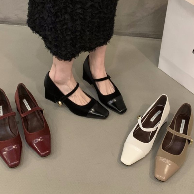 Plus Size 41 Women's Patent Leather Mary Janes Gold Ball Strap Pumps