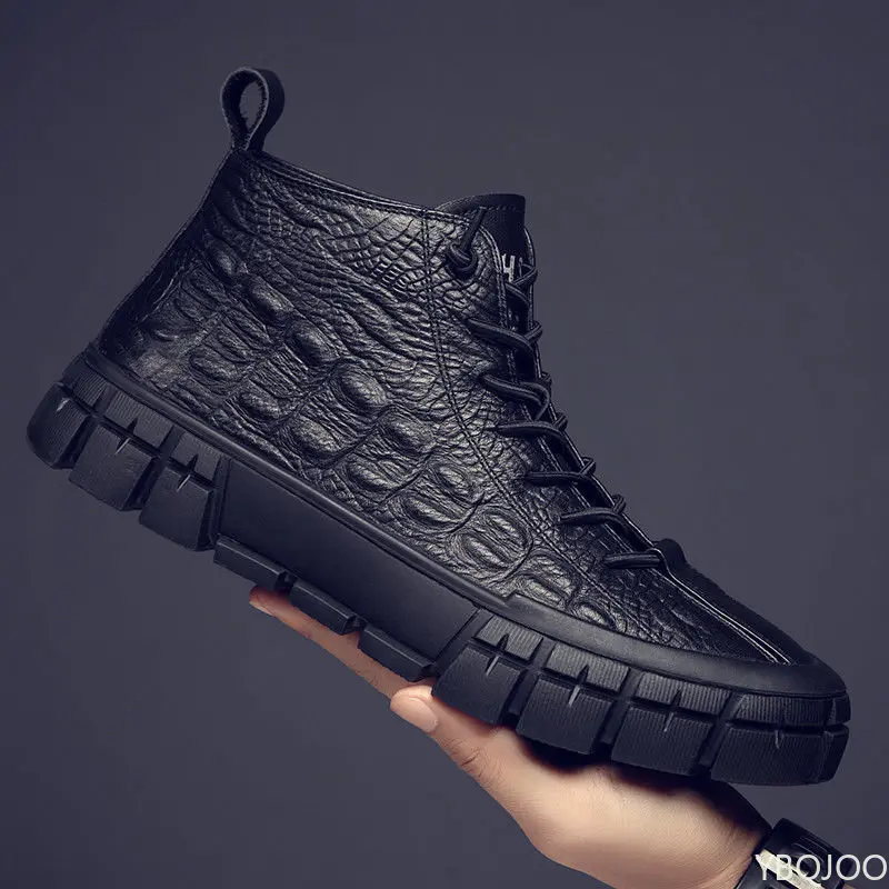 Winter New Men's High-Top Simple Temperament Leisure Leather Shoes for Man Mid-Top Boots Light Weight British Wild Trendy Shoes