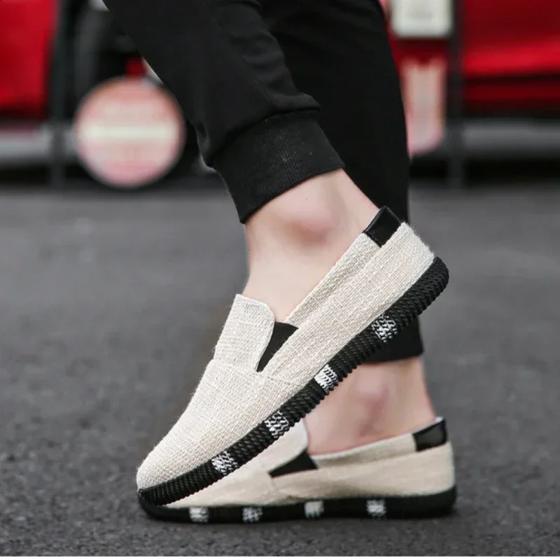 Mens Shoes 2025 Fashion Trend Korean Version Men Casual Shoes Breathable Flat Bottom Anti Slip Comfort Walking Loafers 240914