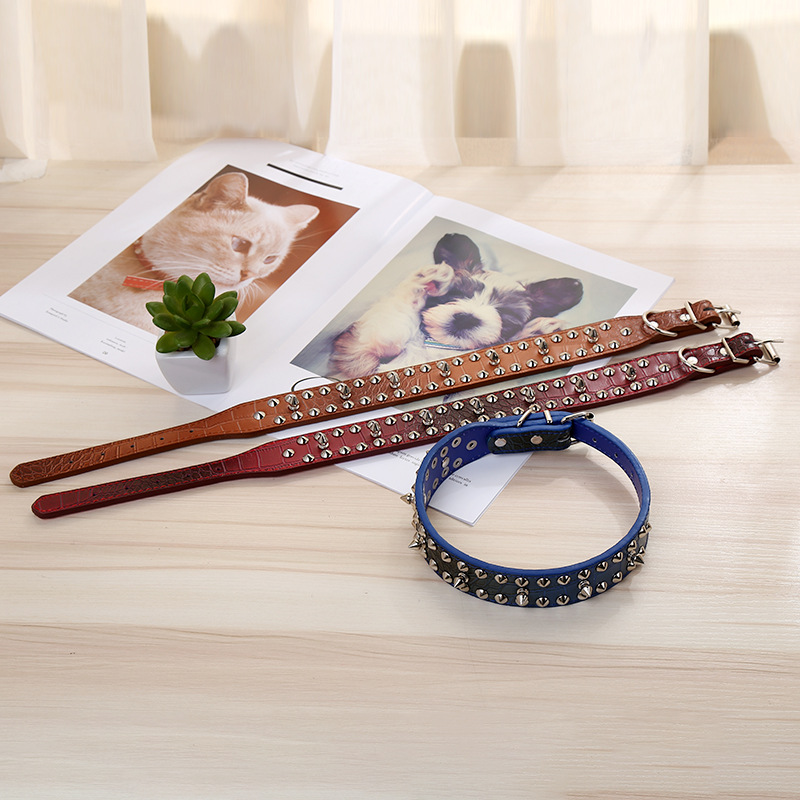 Leather Dog Collars Pet Supplies Adjustable Large Dog Rivet Collar Pet Anti-bite Neck Sleeve Suitable for Large and Medium Dogs