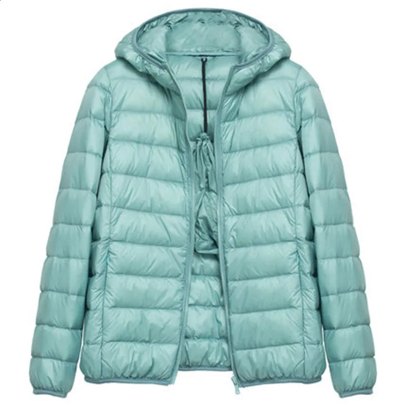 15 color womens packaging ultra light short sleeved jacket winter item womens ultra-thin suitable for portable windproof inflatable jacket 240913