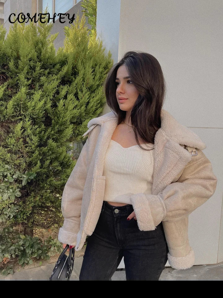 Wool sheepskin short sleeved womens jacket long lapel zipper pocket with fashionable autumn and winter street clothing fully matched 240905