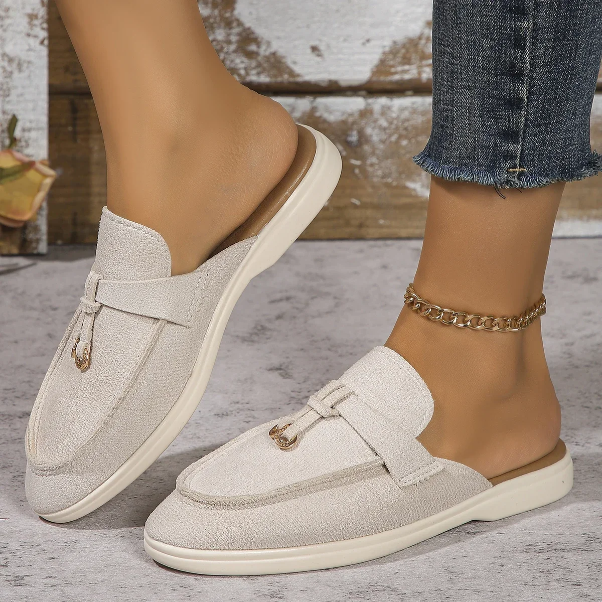 New Casual Flat Bottom Mules Lock Tassel Loafers Fashion Women Single Brand Metal Buckle Slipper Comfortable Slip on Shoes 650a 1c1c