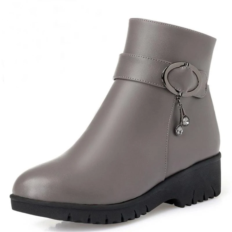 Snow Boots Soft Leather Women's Shoes Mother Ladies Female Winter Wool Fur Wedges Warm Boots Plus Size 35-43 botas de mujer