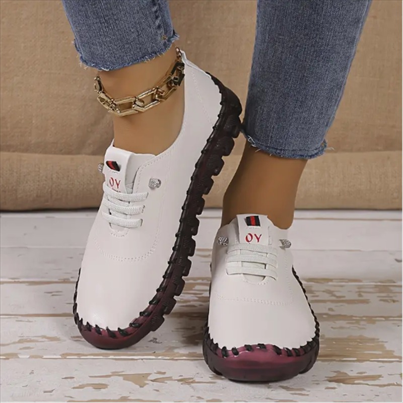 New Thick Soles Large Size Explosion Hand-stitched Beef Tendon Soft Sole Mother Shoes Women Casual All Match Single Shoes